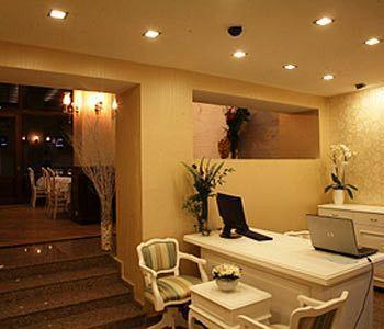 Moss Aparthotel